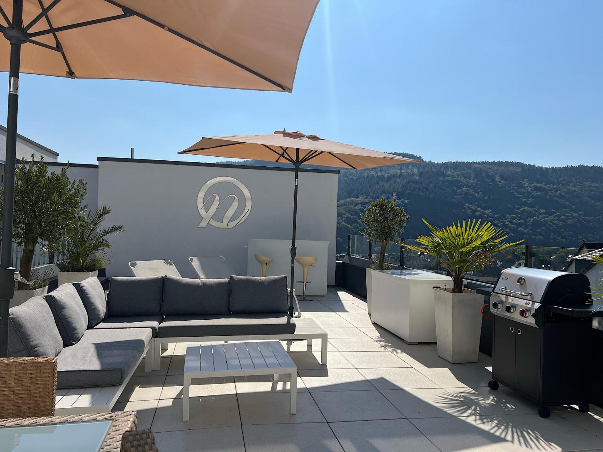 Weingut-Aparthotel Olinger Меринг Экстерьер фото
